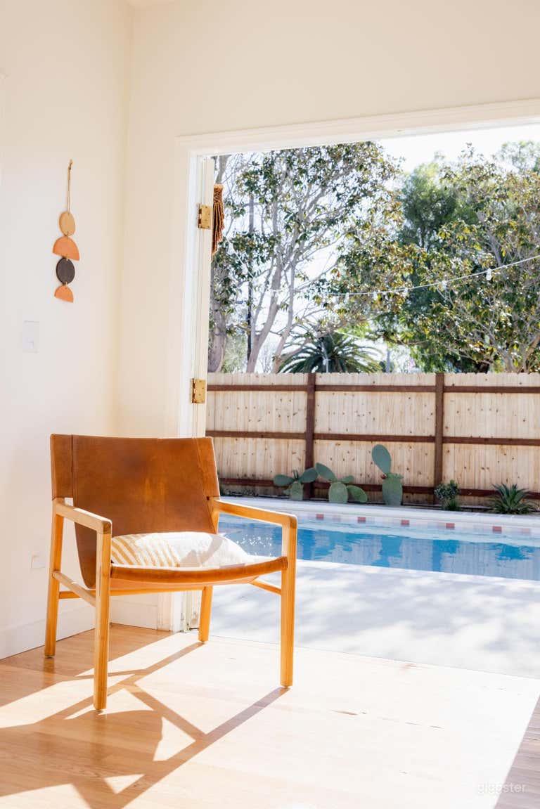  Pool, Spa & Outdoor Fireplace Retreat 