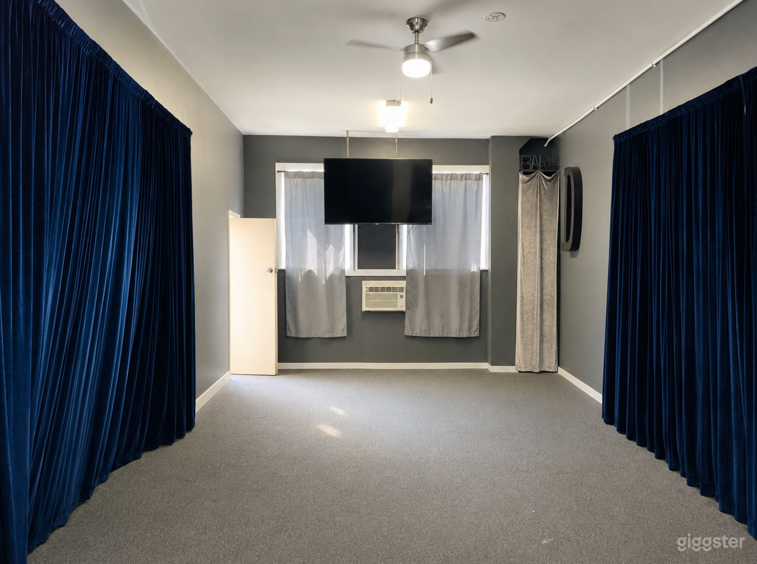 Boutique Space in Pasadena Photo 1