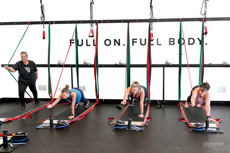  Fitness Studio with Resistance Band Workouts 