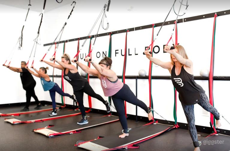  Fitness Studio with Resistance Band Workouts 