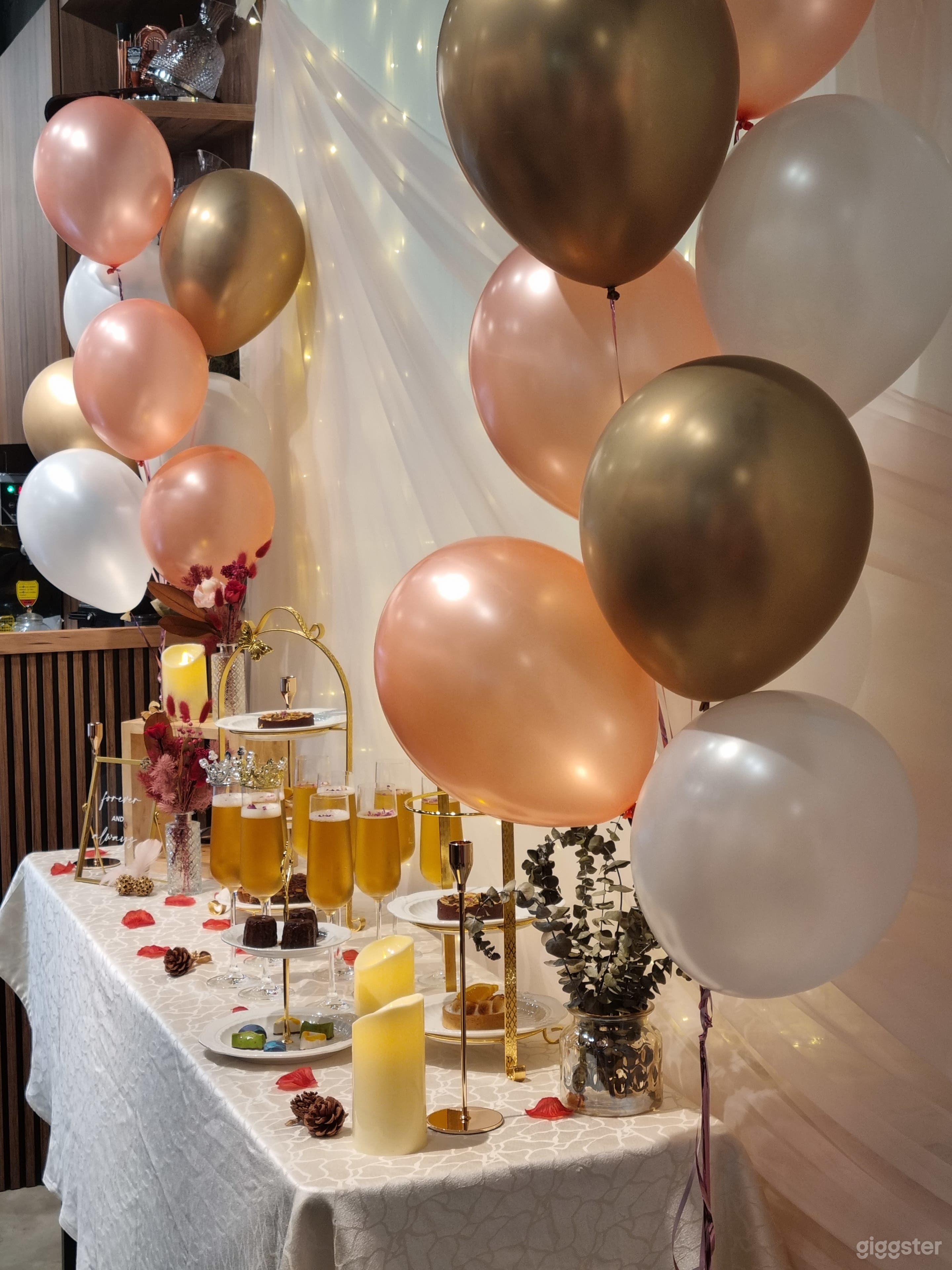 Charming &amp; Cozy Dessert Cafe (Orchard) Singapore  Photo 2