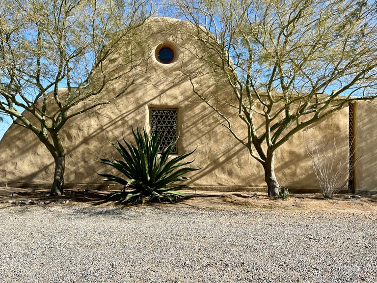  Straw bale house in the desert with views 