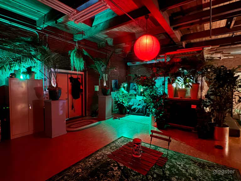  Horticulturally Infused Large Art Studio with Nine Skylights 