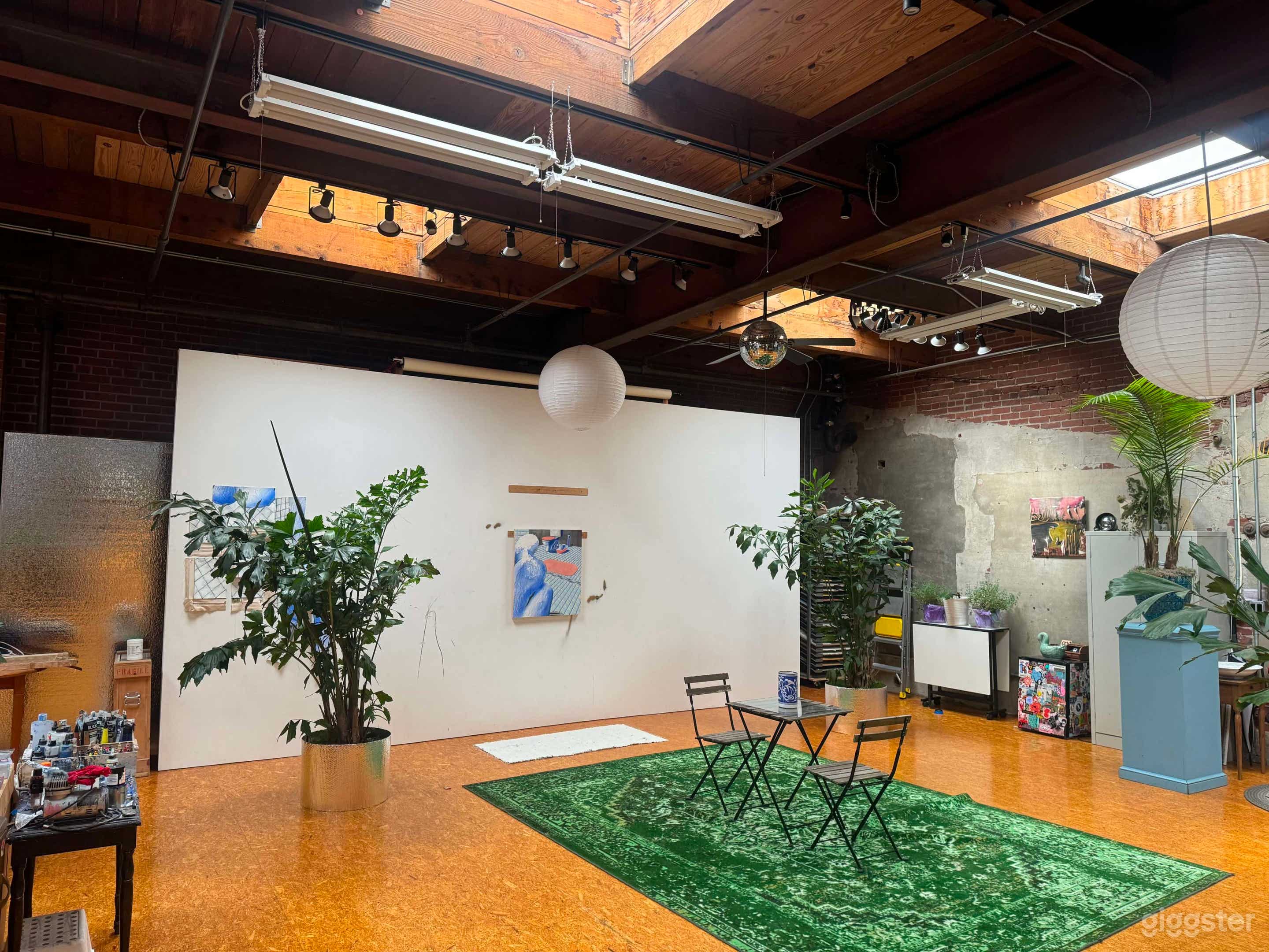 Horticulturally Infused Large Art Studio with Nine Skylights Photo 1