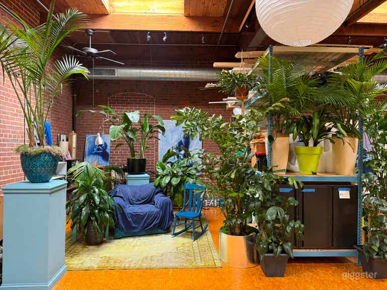  Horticulturally Infused Large Art Studio with Nine Skylights 