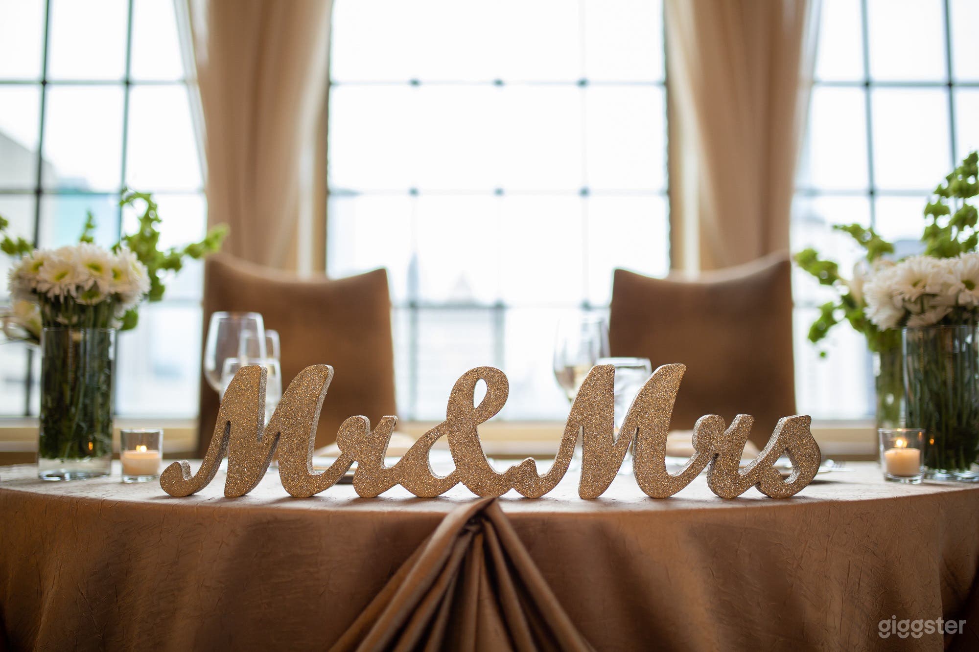 Sweet Hearts Table Tip Top Ballroom