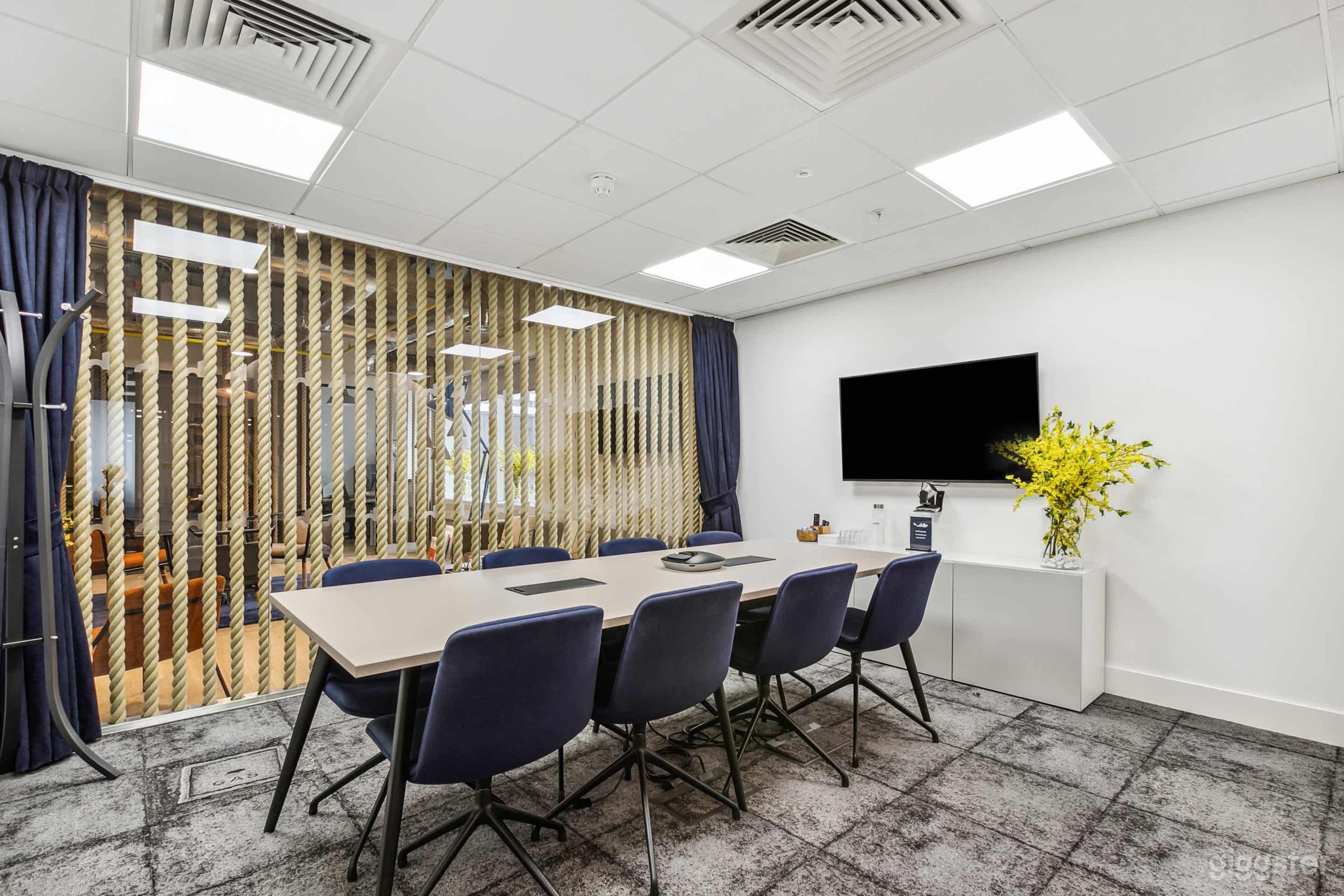 Huddle L3 West Meeting Room Photo 3