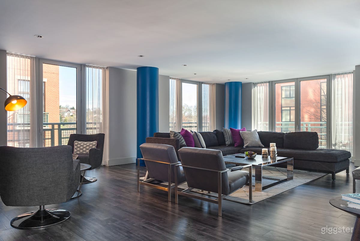 Modern Club Room in Shirlington Village Photo 3
