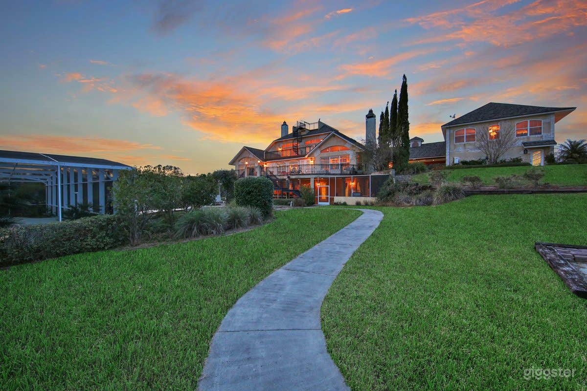 BREATHTAKING Country French Chateau on Lake Photo 2