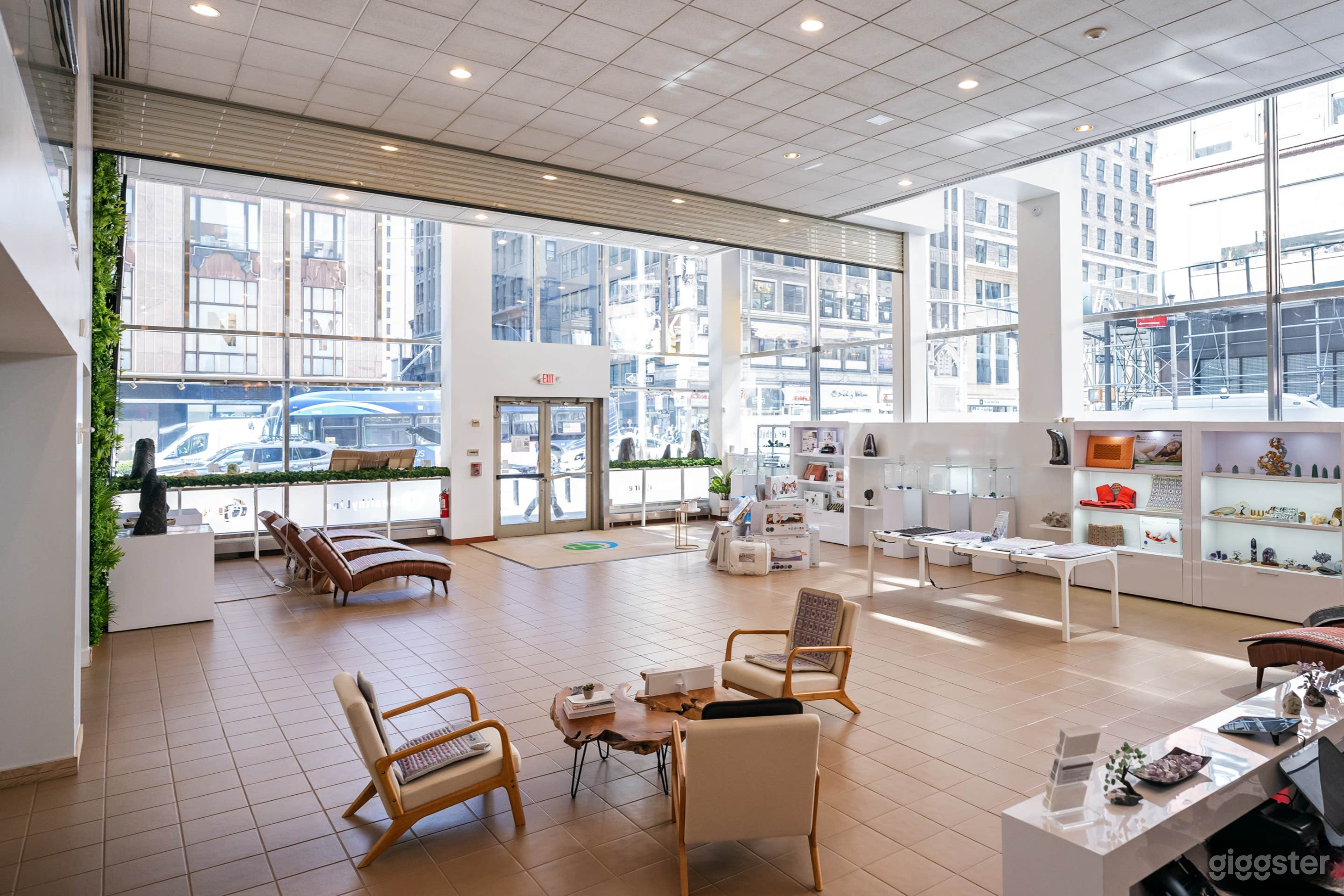 Holidays Pop Up/ Corporate Event/ Showroom Fashion Photo 2