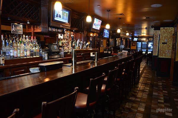 Street Level Irish Pub and Restaurant in New York Photo 4