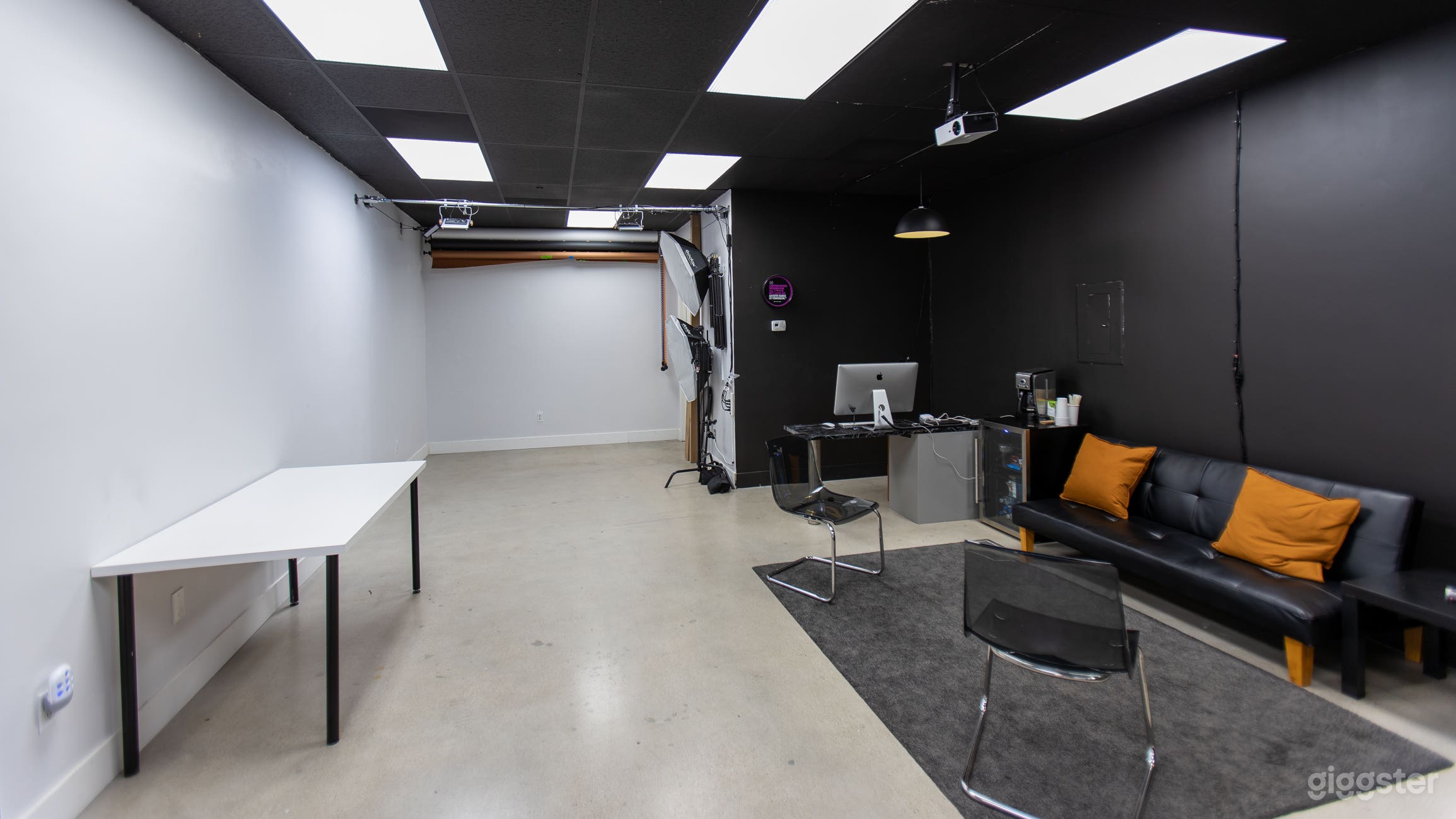 Modern Photo/Film/Event Studio Space Photo 4
