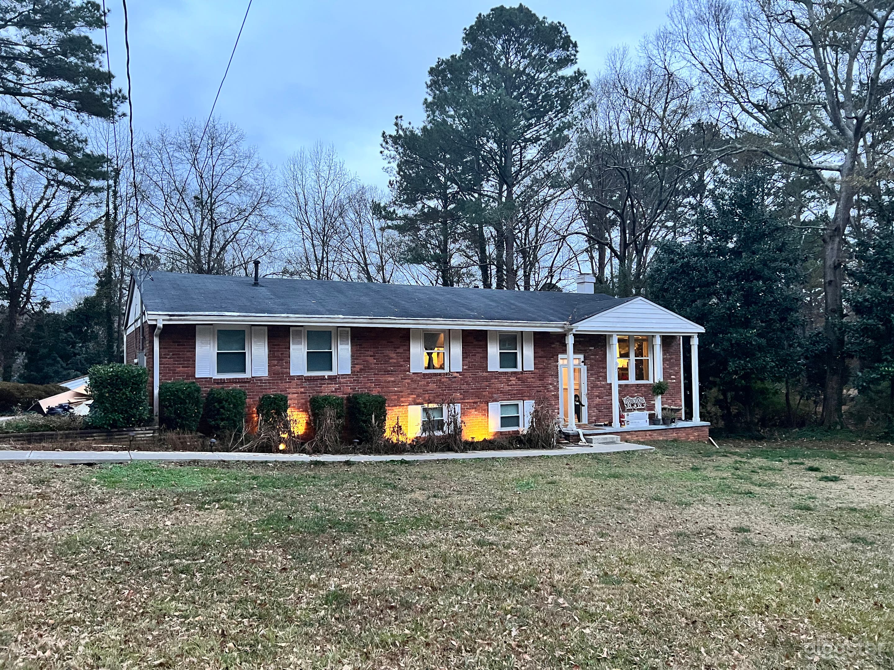 Marietta HOME- great location  Photo 4