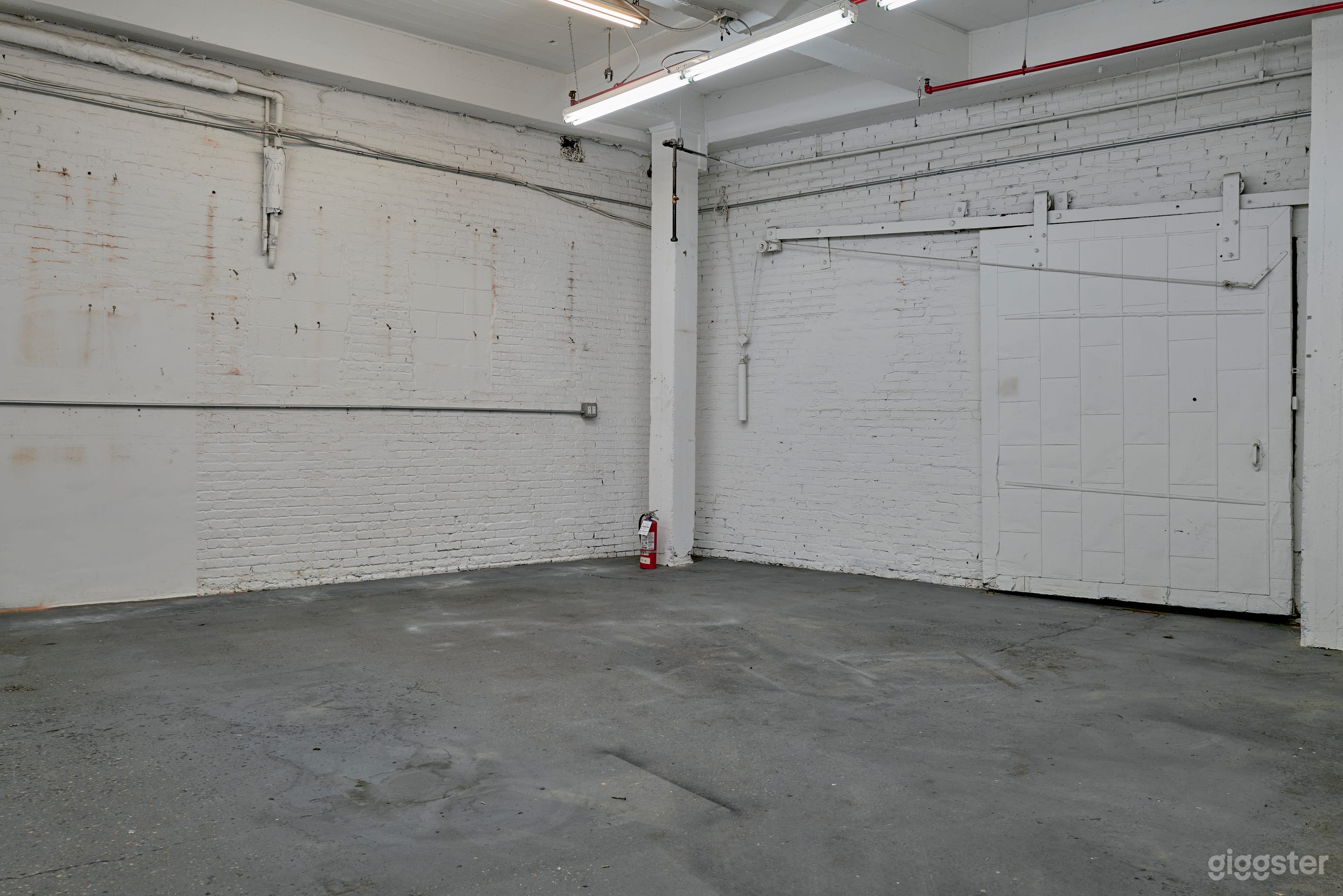 The Annex: Raw Industrial Space for Shoots + Event Photo 3