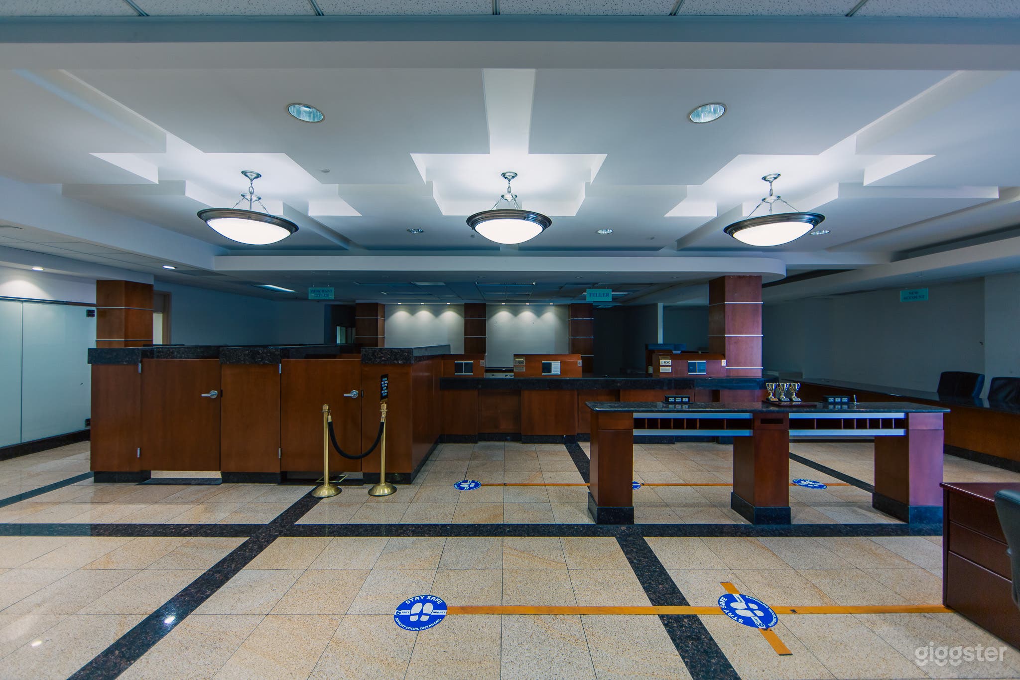 THE BANK #307 Photo 3