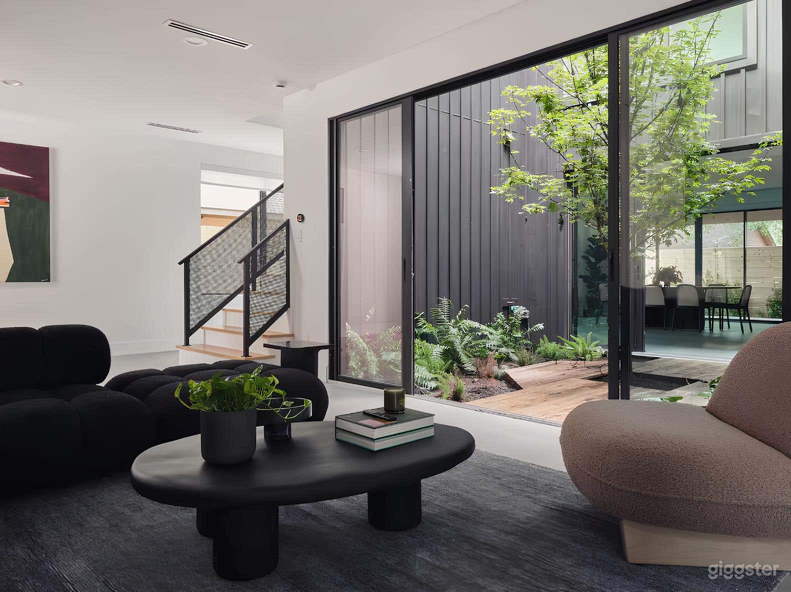 The Balcony Oak: Relax &amp; Unwind Photo 4