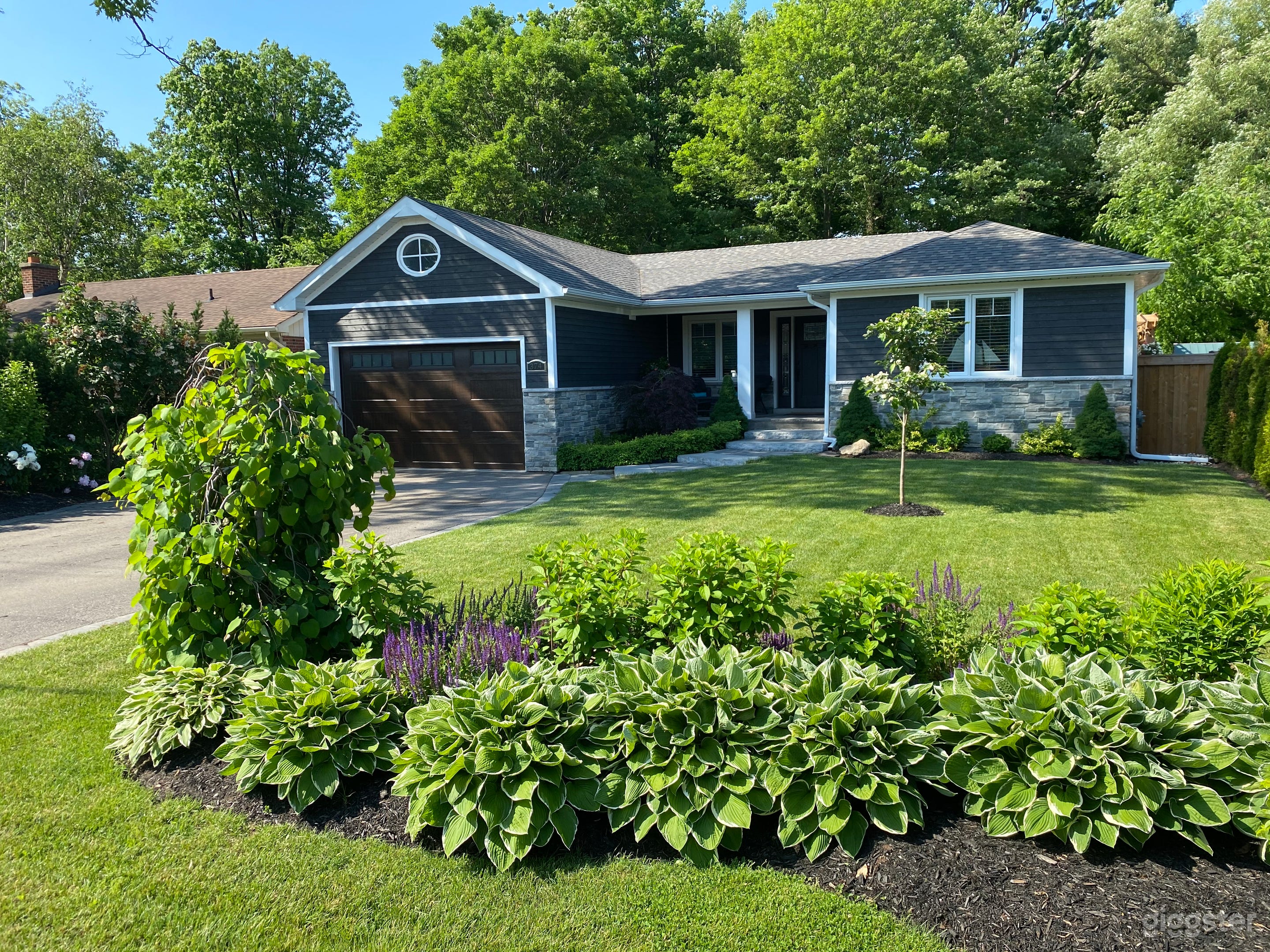 Gorgeous craftsman style home