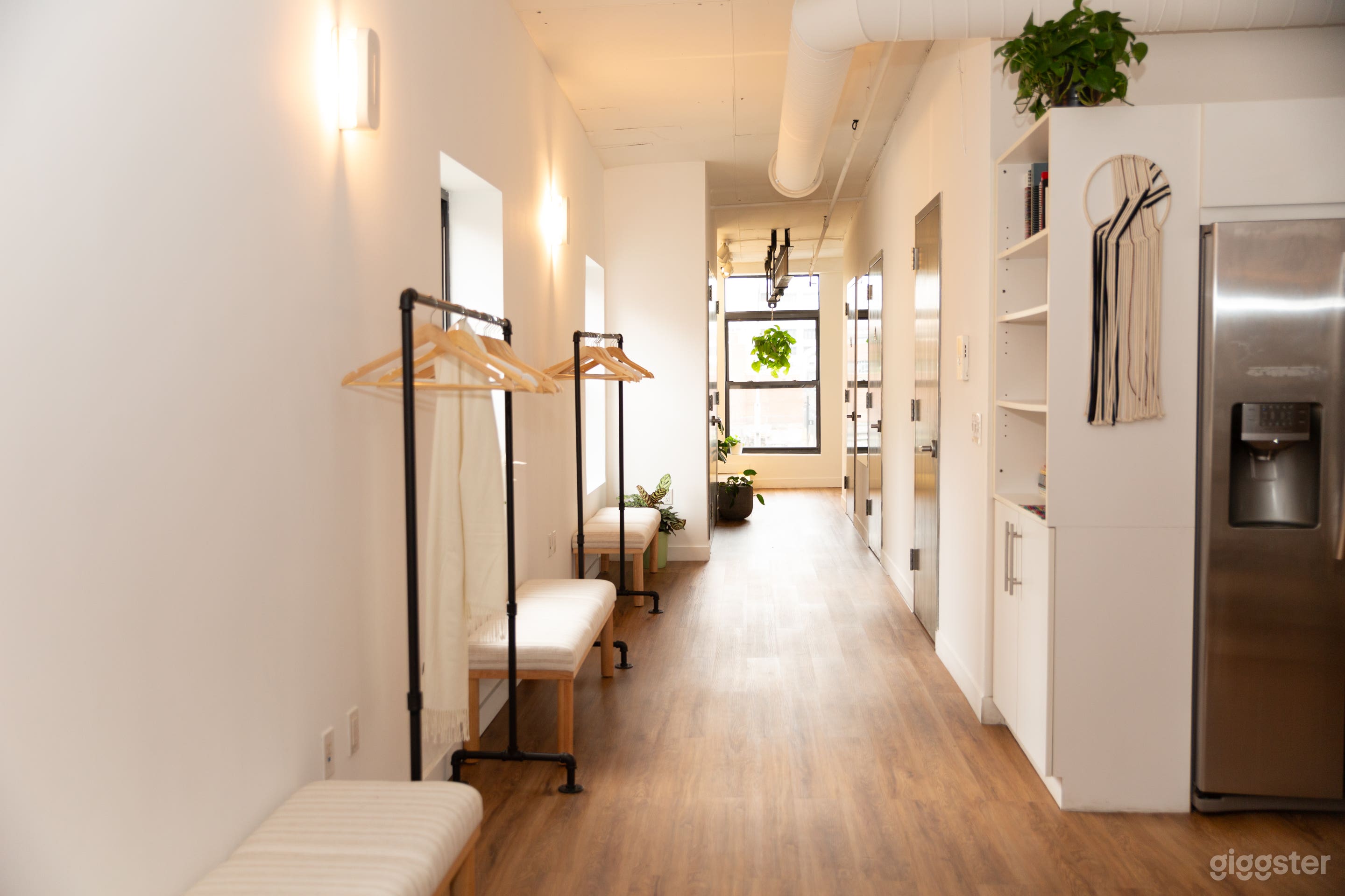 Beautiful Spacious Industrial Creative Yoga Space  Photo 1