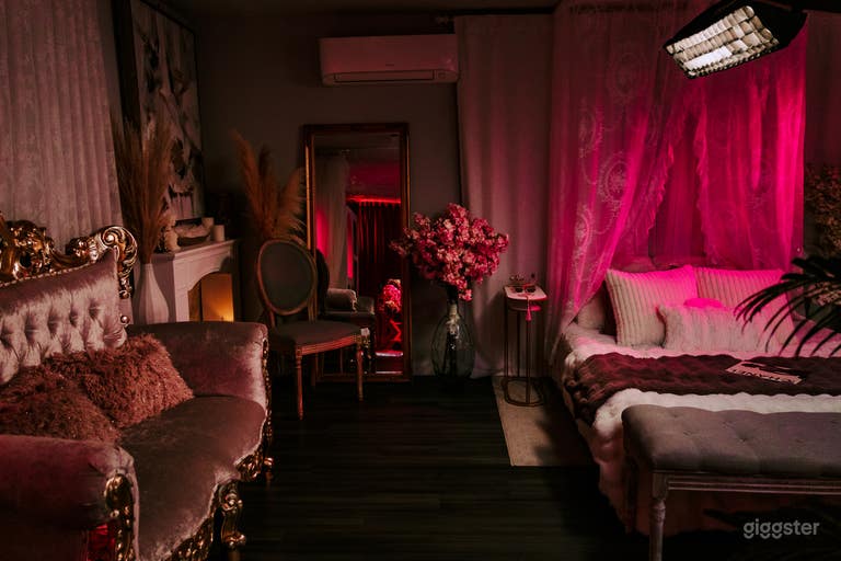  Sexy Valentine Giant Bow + Bed + Love Seat 