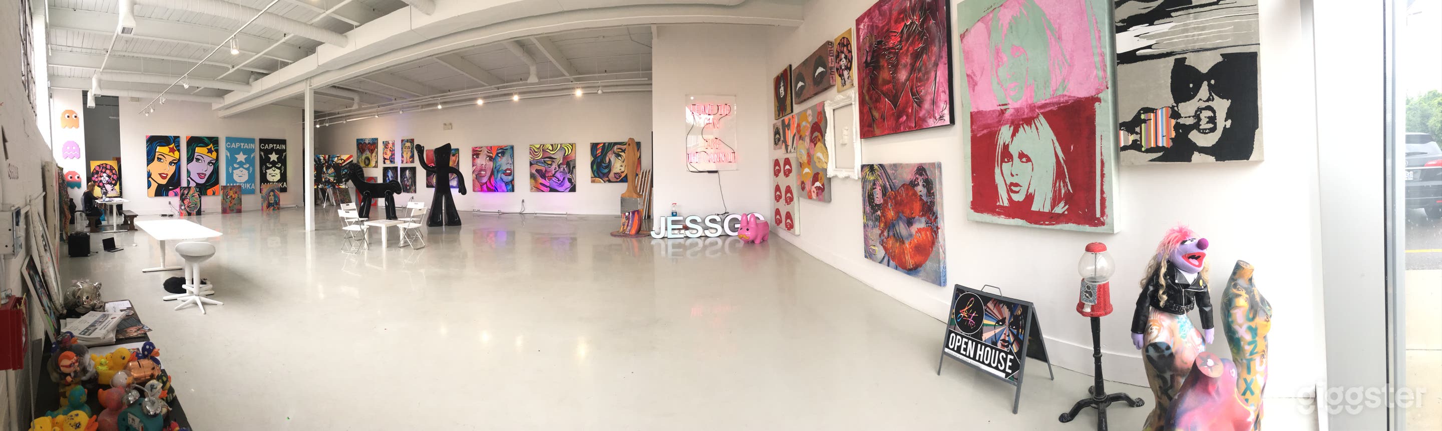 Unique Multipurpose Pop Art Gallery Photo 4