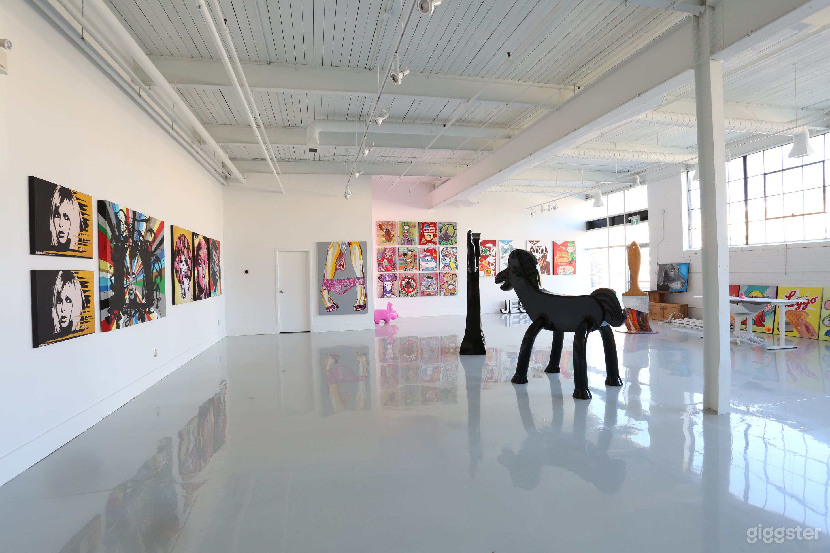 Unique Multipurpose Pop Art Gallery Photo 2