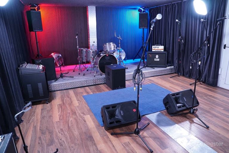  Unique Music Rehearsal Studio in North London 