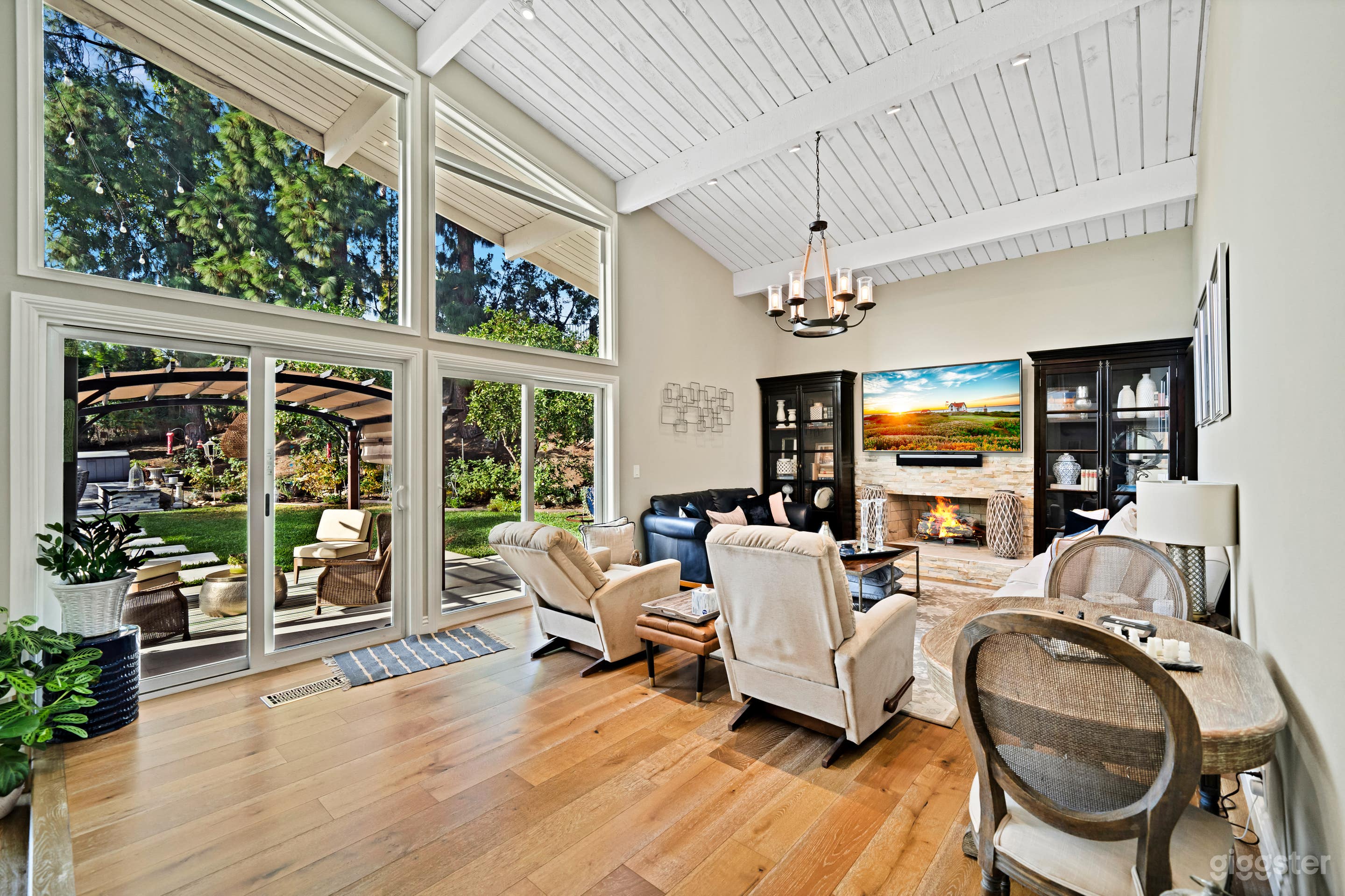  LUXE HAVEN WITH ENDLESS CALIFORNIA VIBES Photo 4