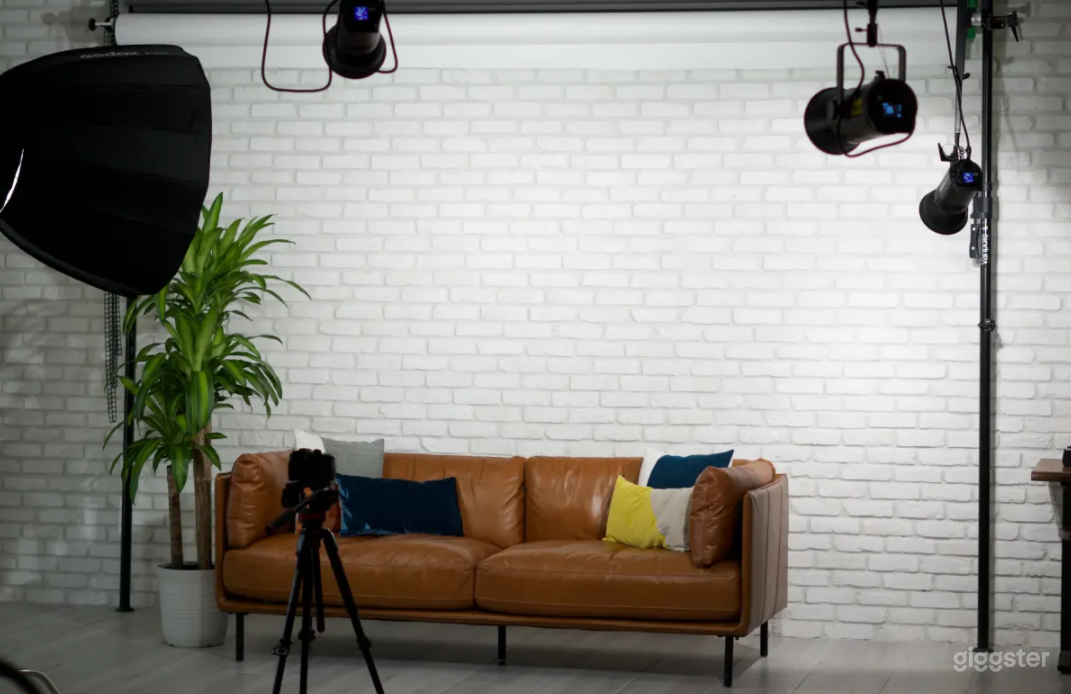 Spacious Photo and Film studio in Clearwater Photo 2