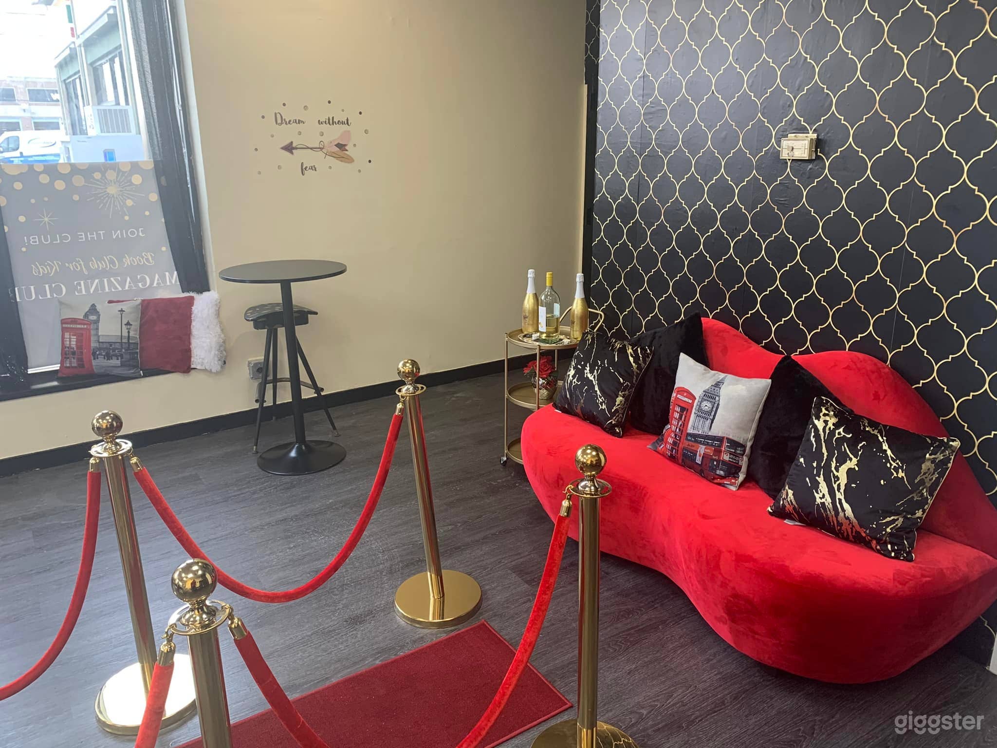 Luxurious Social Event Venue with Street Views for Buyout Photo 3