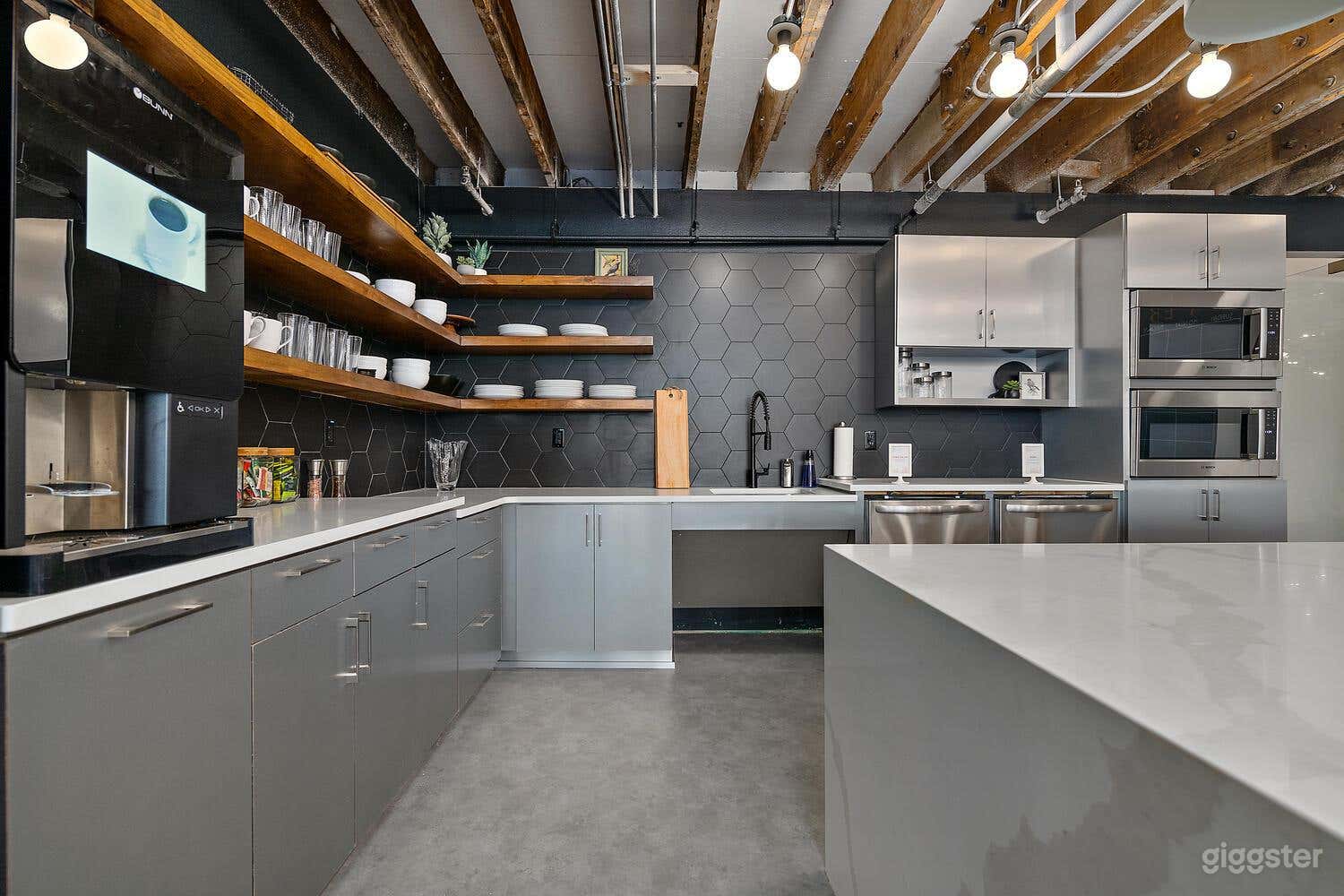 Austin Avenue Room Photo 4