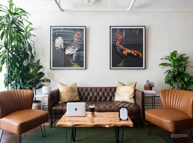  Beautiful Venue with Lots of Natural Light 