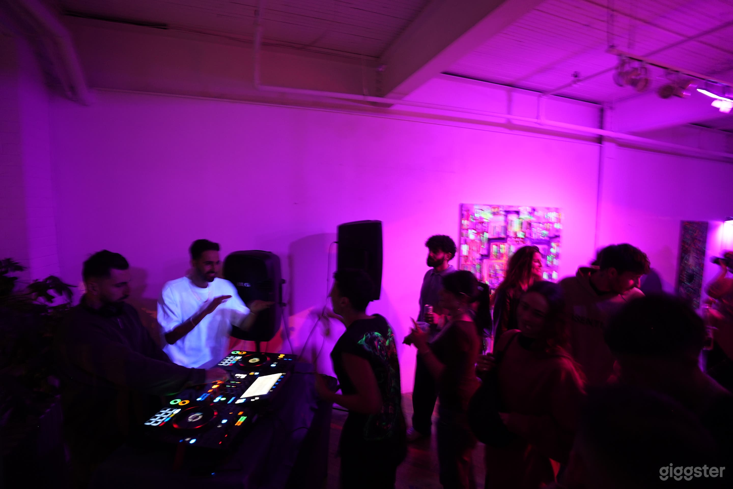 Versatile & Cozy Space , Video , Private event, Exhibitions. Photo 3