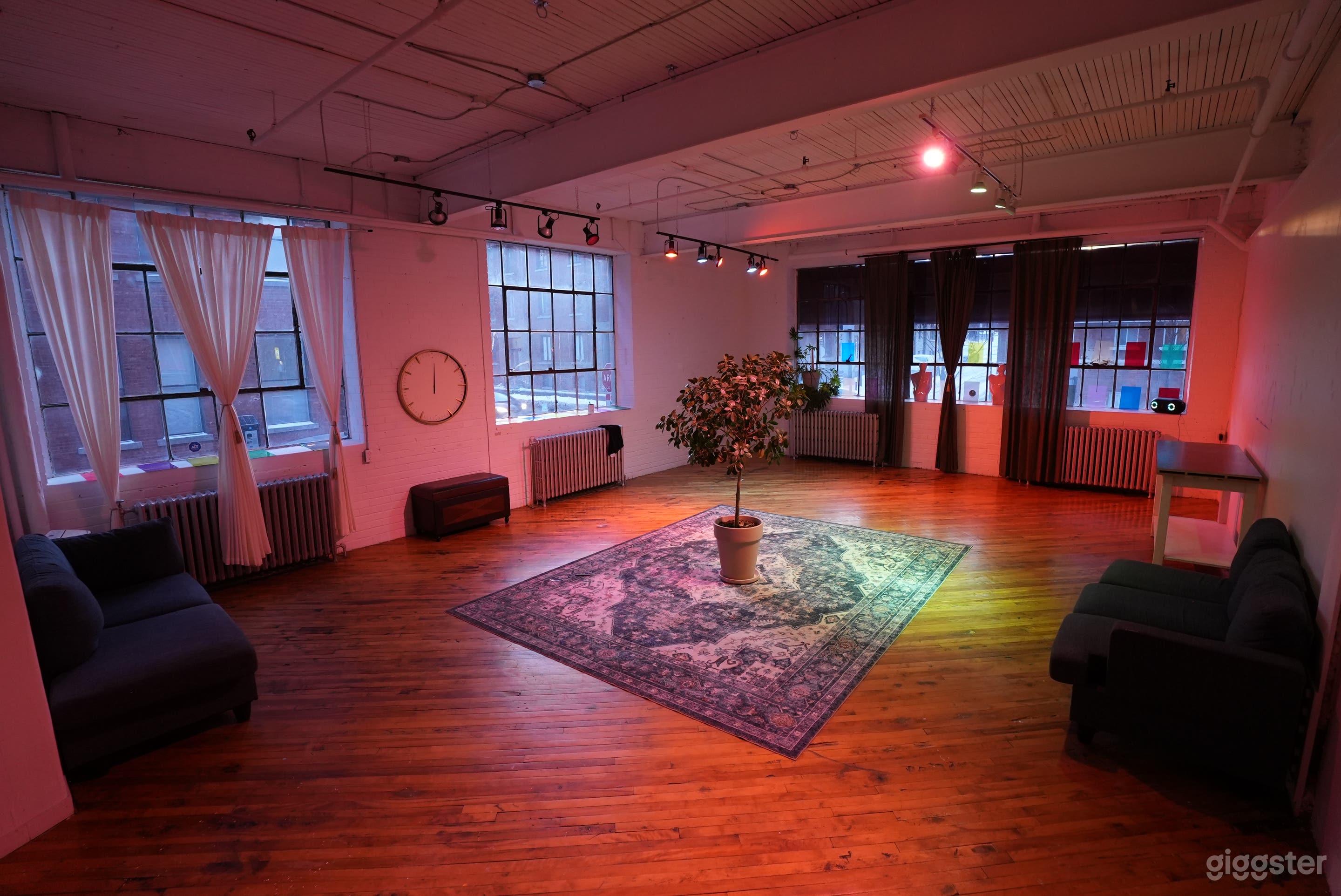 Versatile & Cozy Space , Video , Private event, Exhibitions. Photo 4