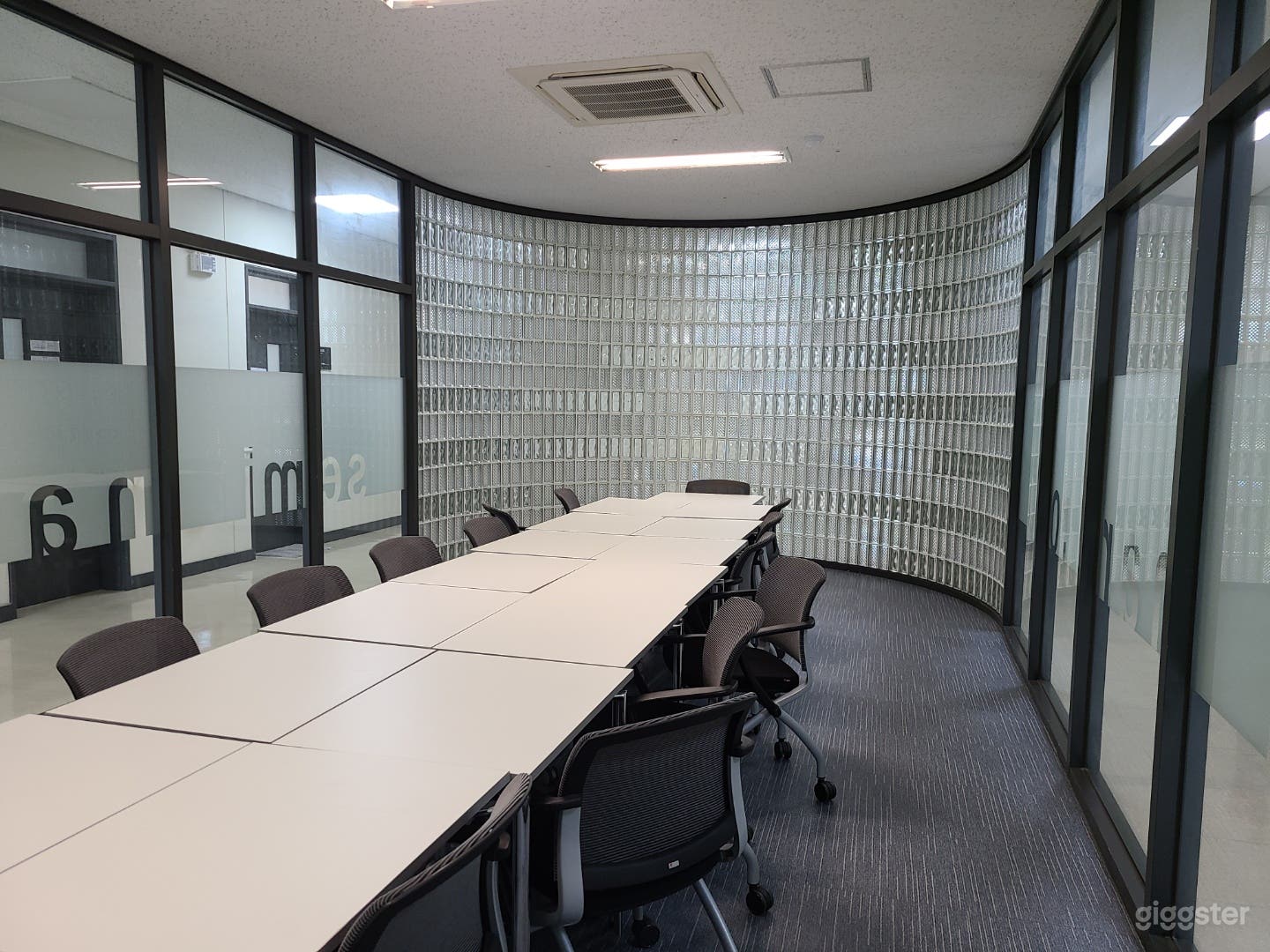 파주 대학교 내부 4층 세미나실 Photo 3