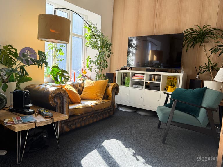  Loft Style Photography Studio 