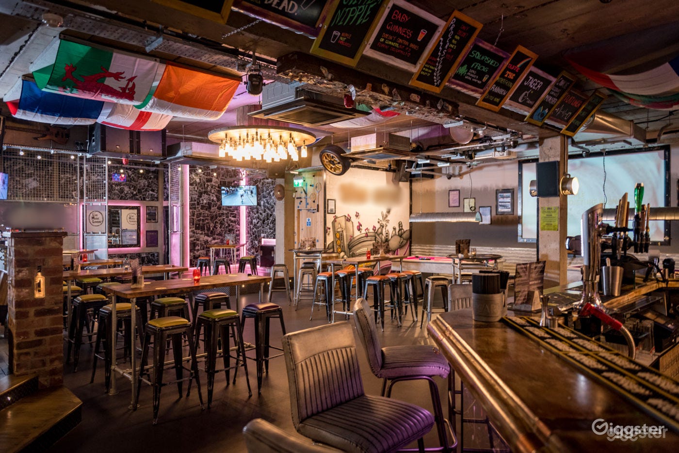 Unique Underground Live Music, Sports and Pool Bar Photo 1