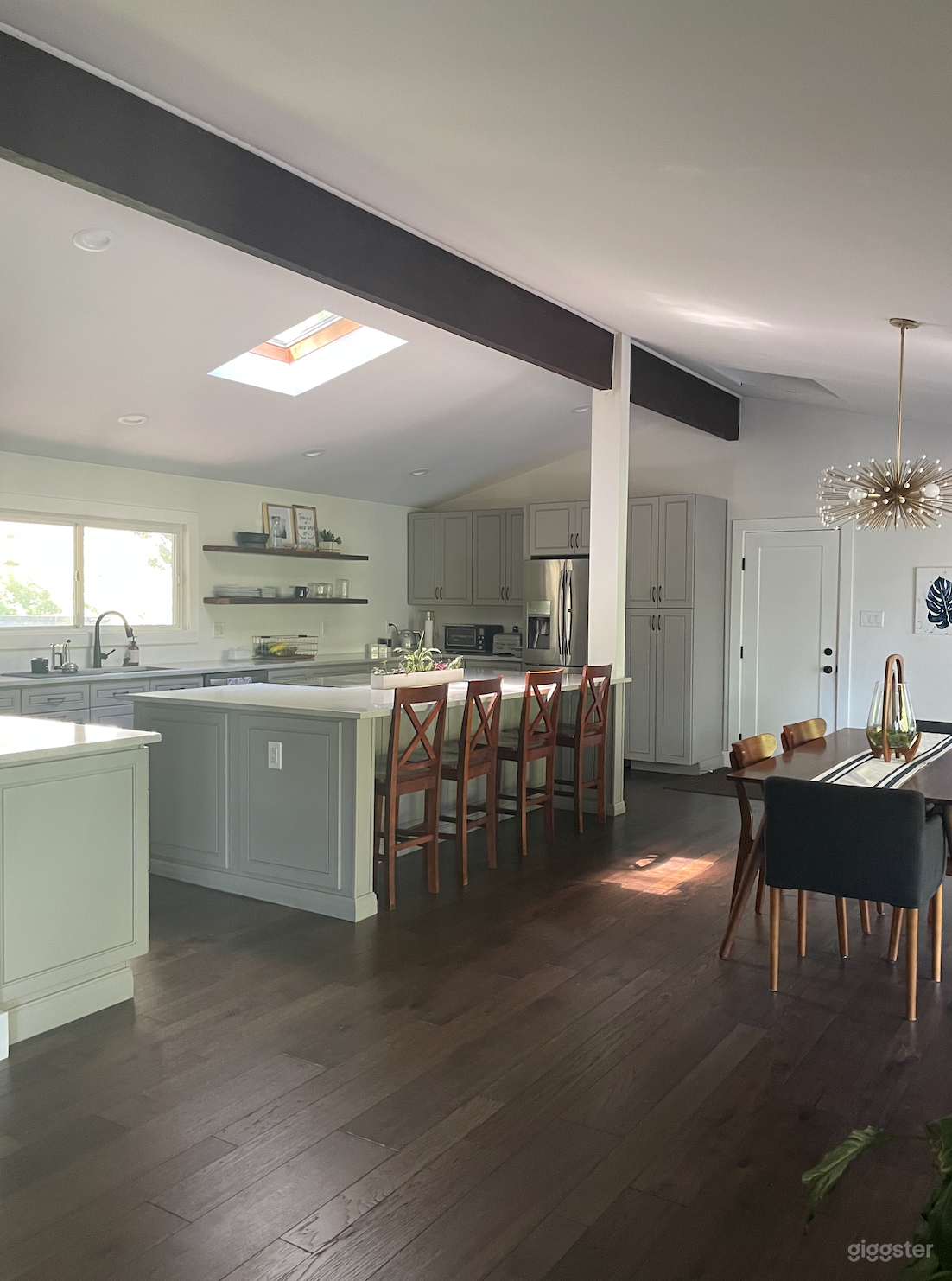 Remote Private Residence Photo 1