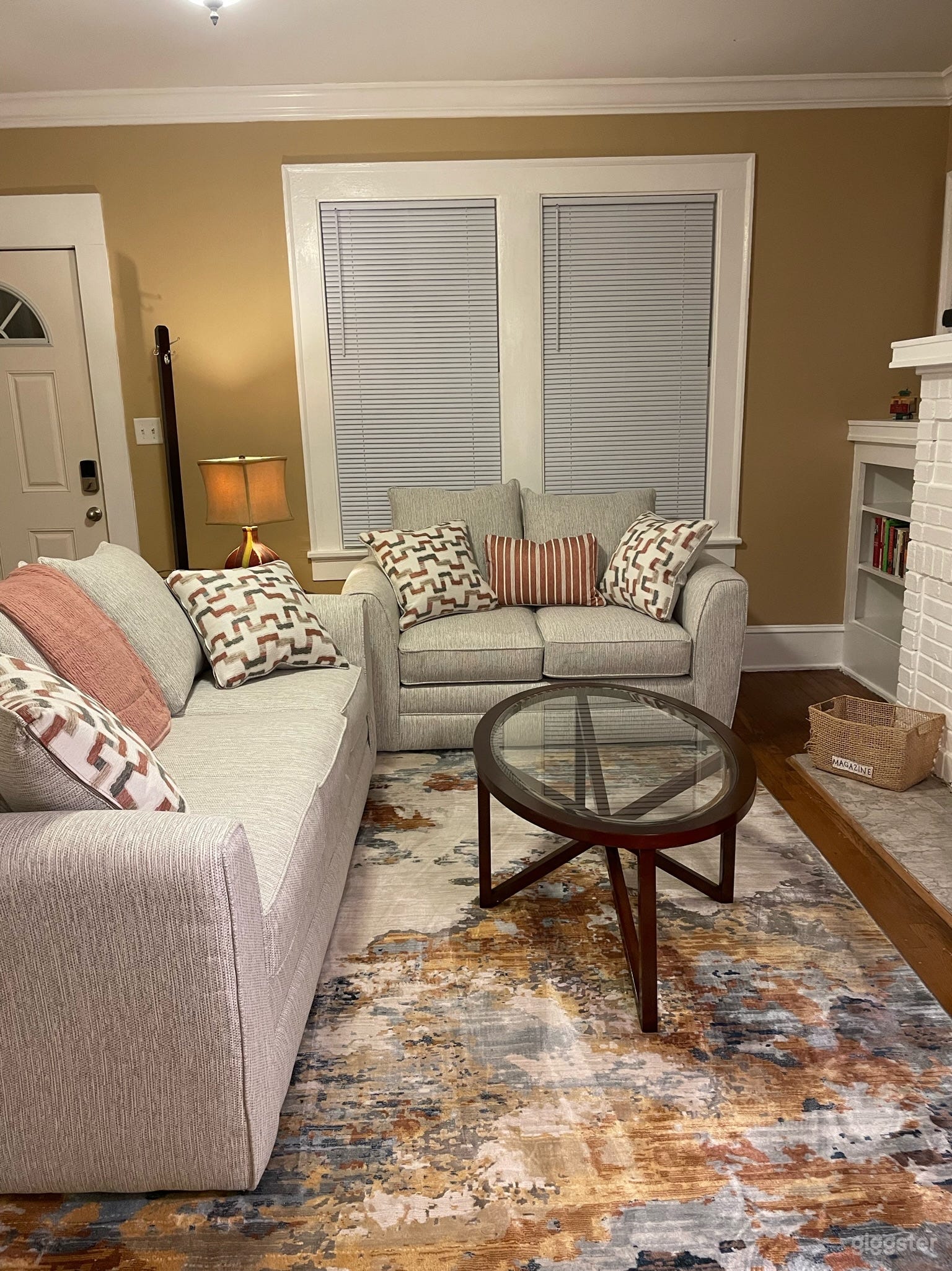 Cozy Craftsman Bungalow In Central Atlanta Photo 1