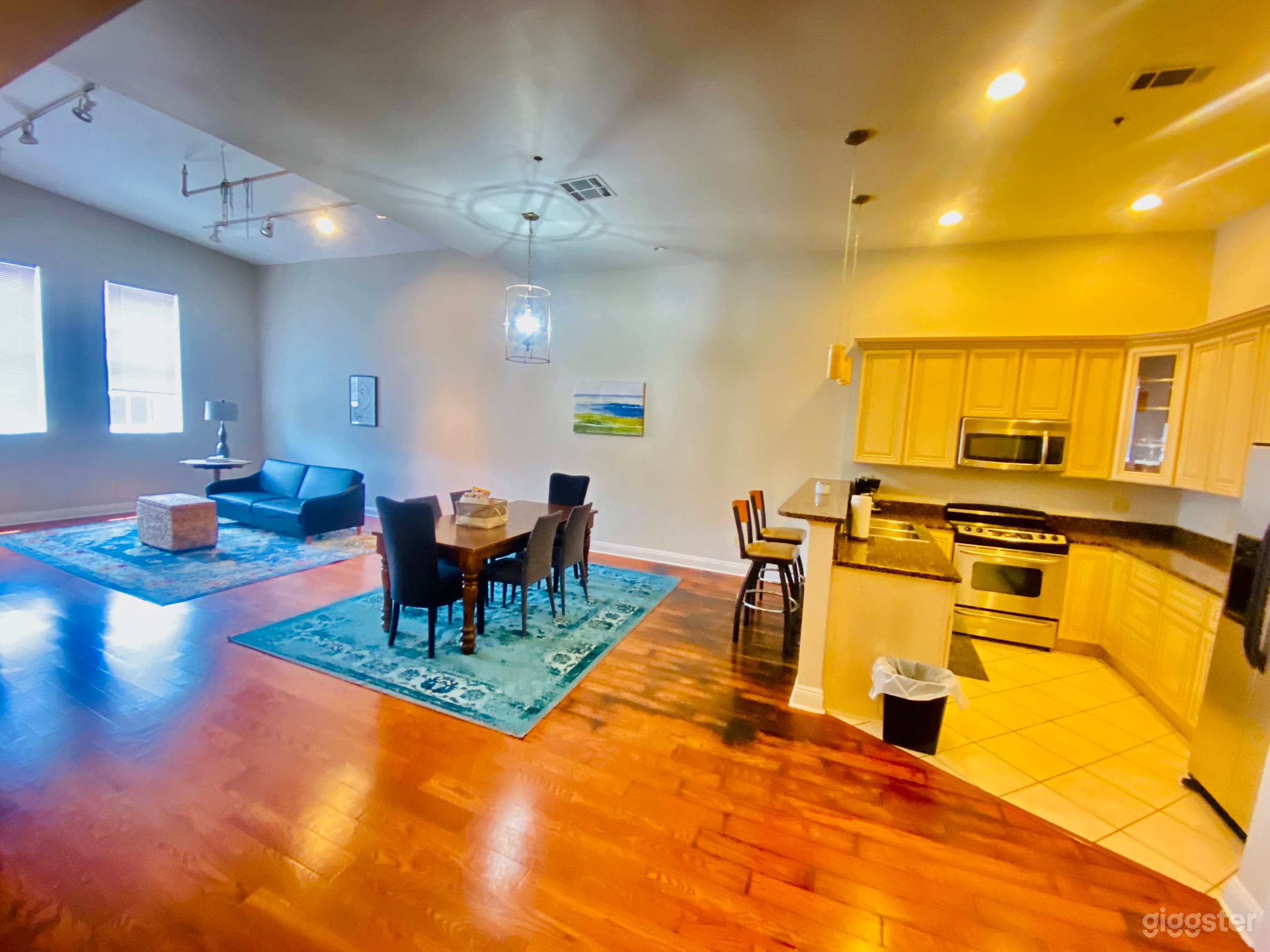 Let The Good Times Roll!-Unit G Photo 1