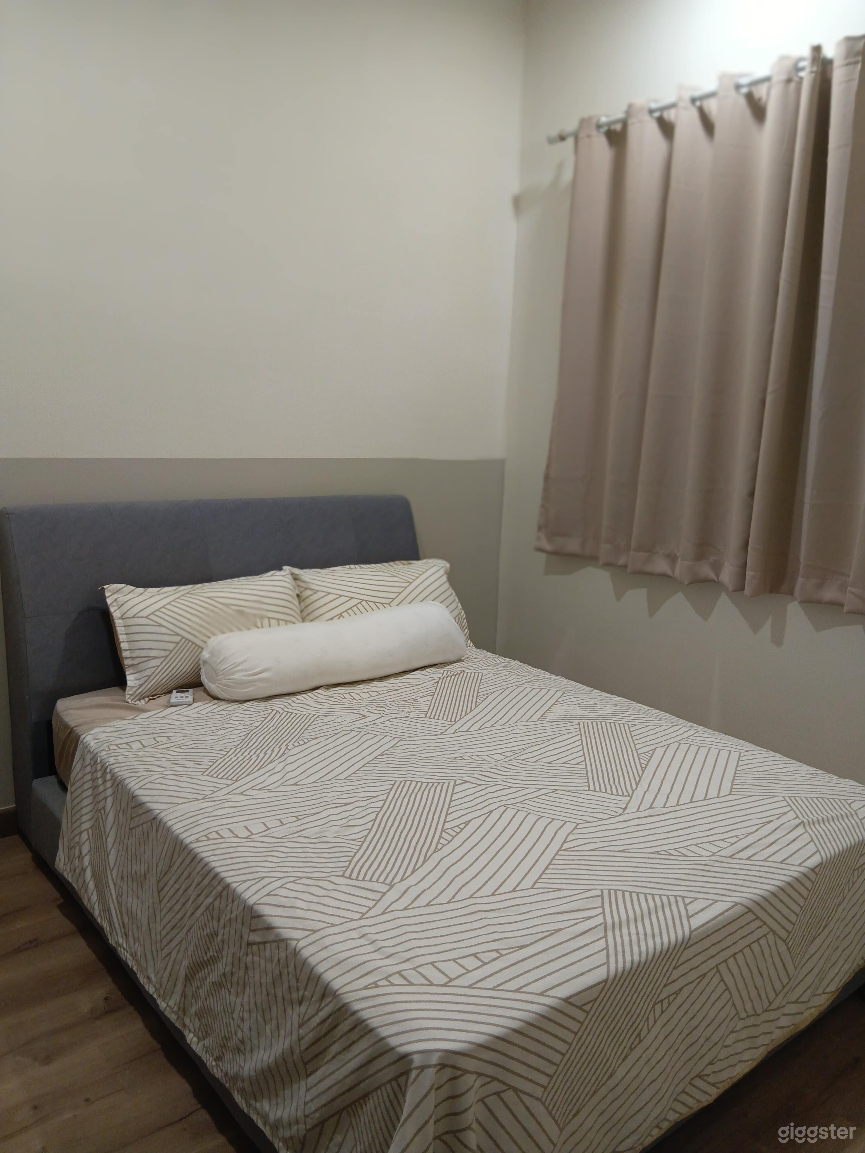 Modern Condo with Skyline View & Balcony Photo 3