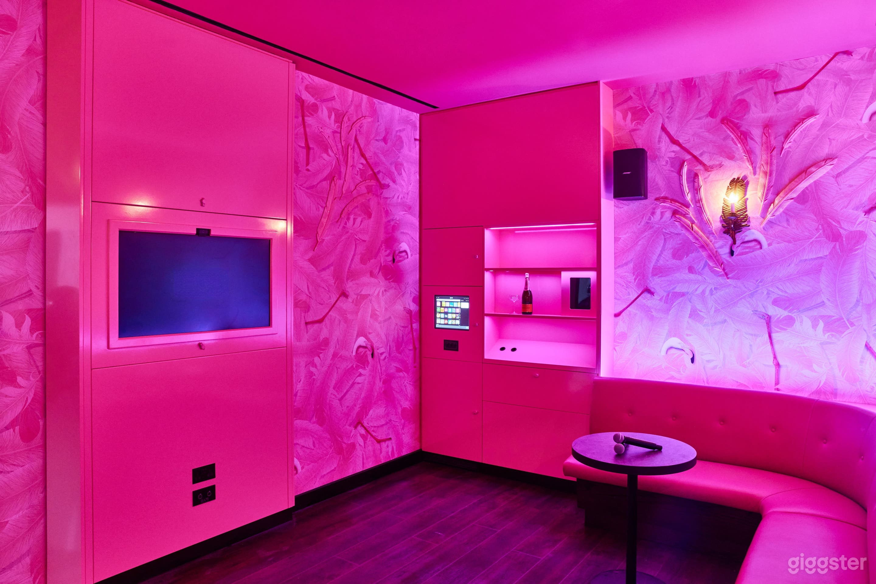 The Flamingo Room Photo 1