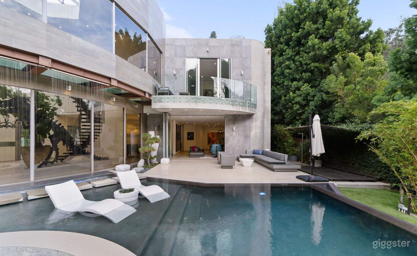  CHANTILY LACE: LUXE BEL AIR MANSION/POOL Photo 1