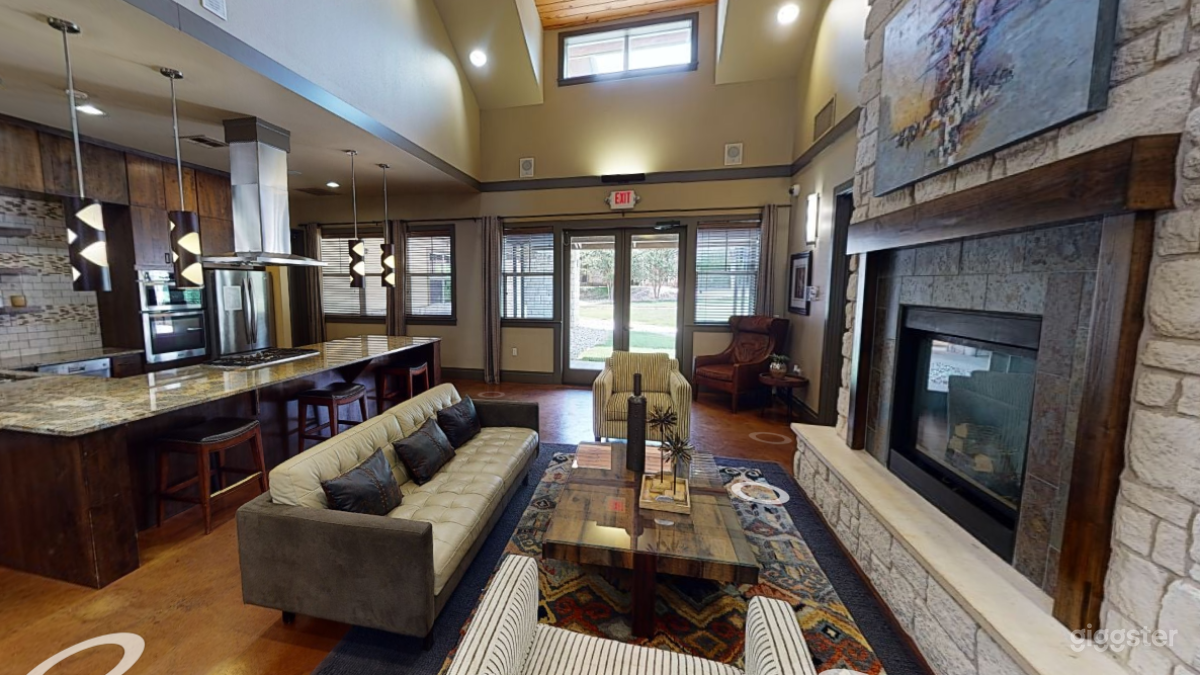 Cozy Lounge w/ Kitchen in Barton Creek Greenbelt Photo 4