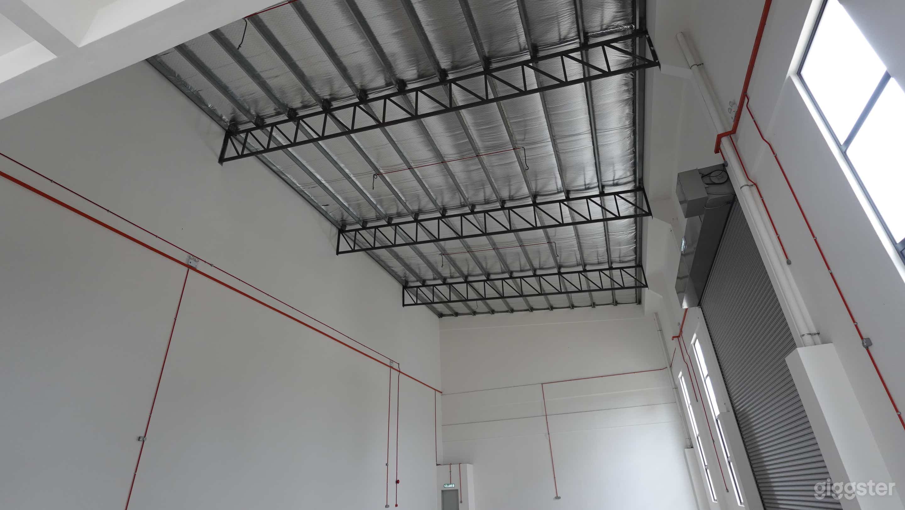 3 Storey Semi-D Factory & Warehouse Industrial Space Photo 3