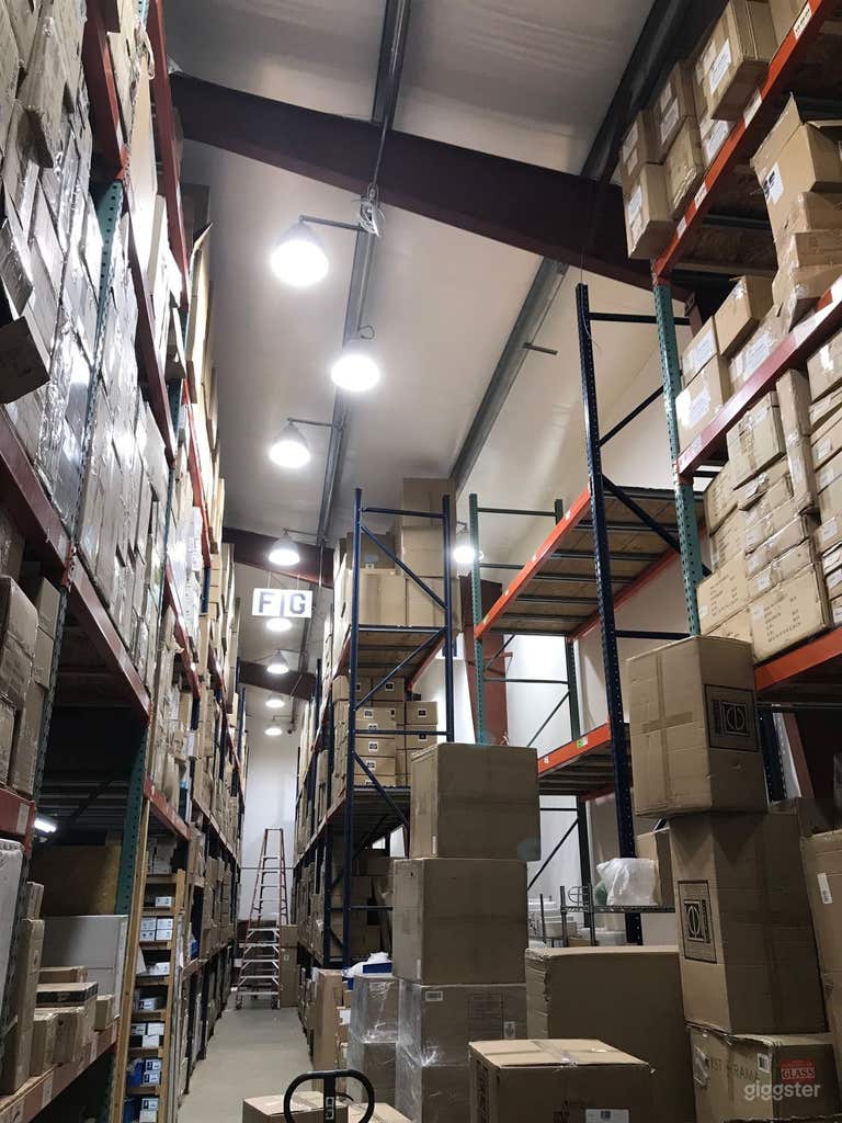  Spacious Warehouse and Parking in Staten Island 