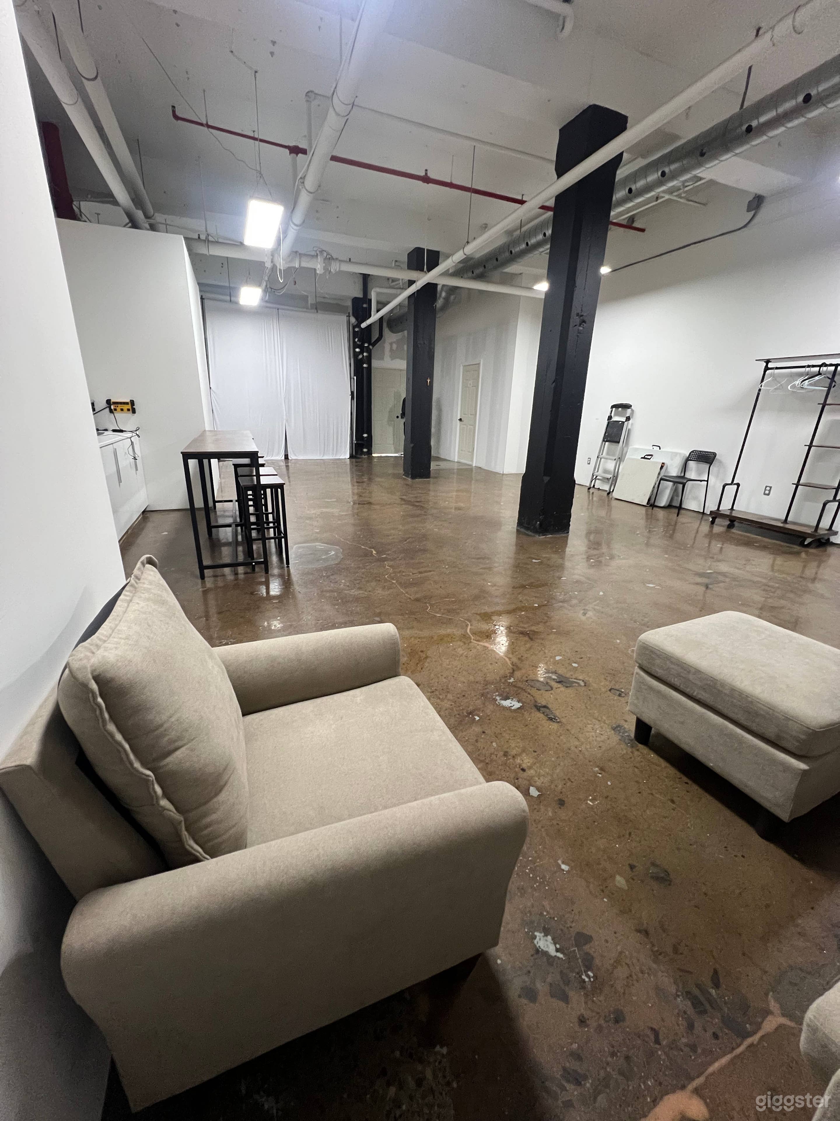 Open concept event space - enough room to host 40-60 people for cocktails, birthday parties, showers