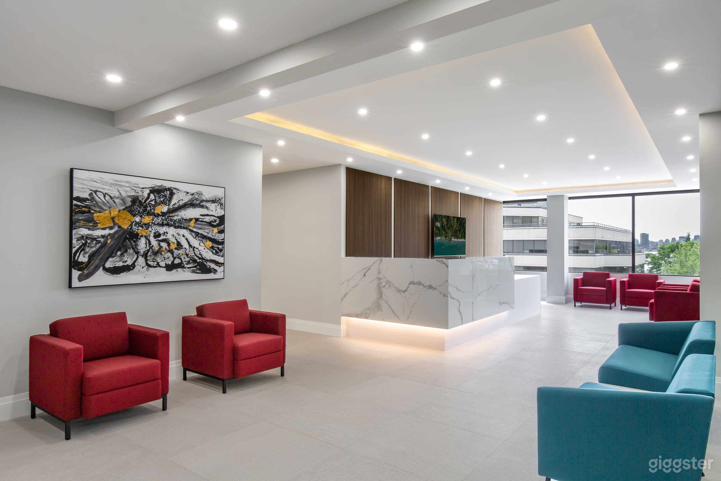HARBOURFRONT - Suite 516 (Hourly) Photo 2
