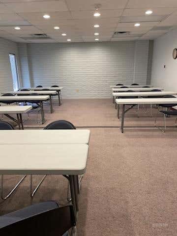 Creativity Room  in Phoenix Photo 2