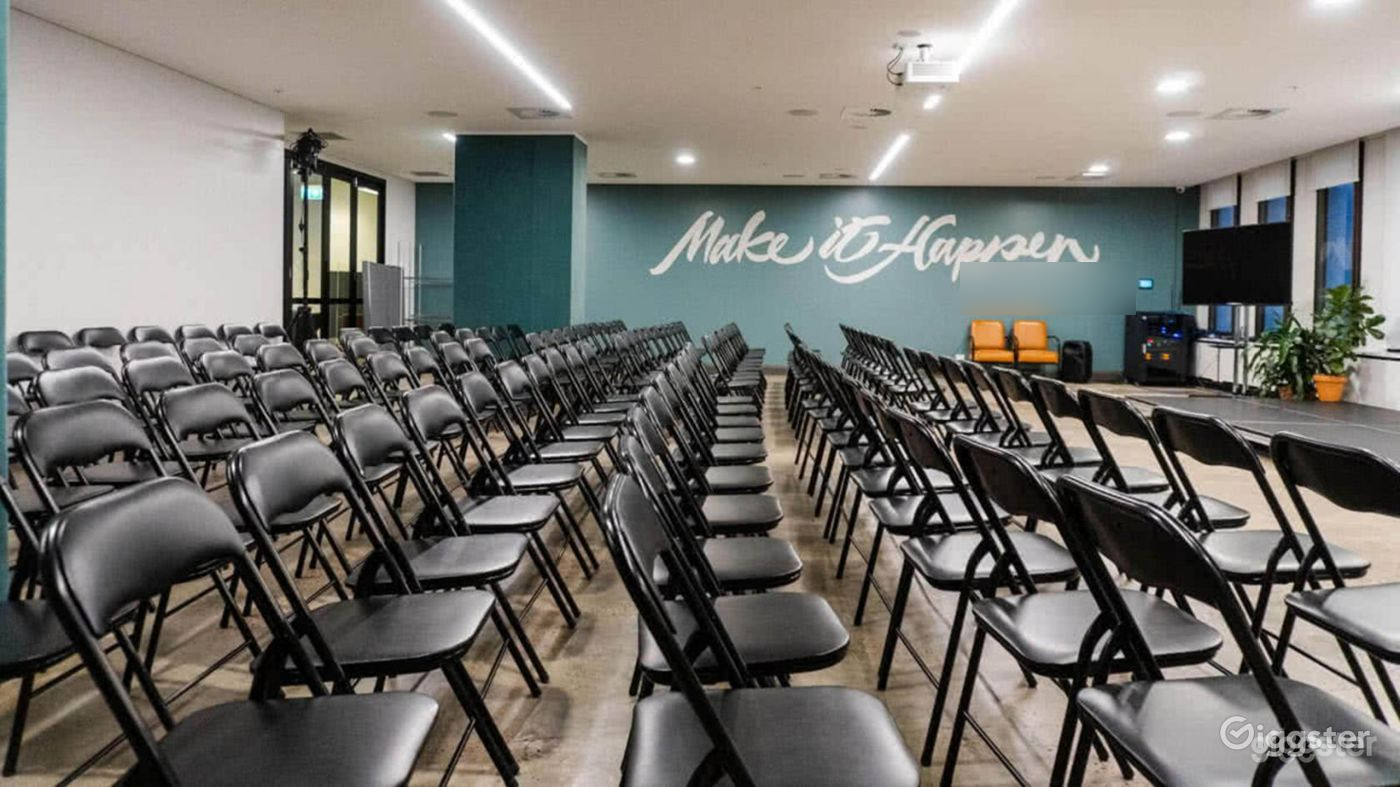 Extraordinary (Entire) Event Space for up to 250 people Photo 3