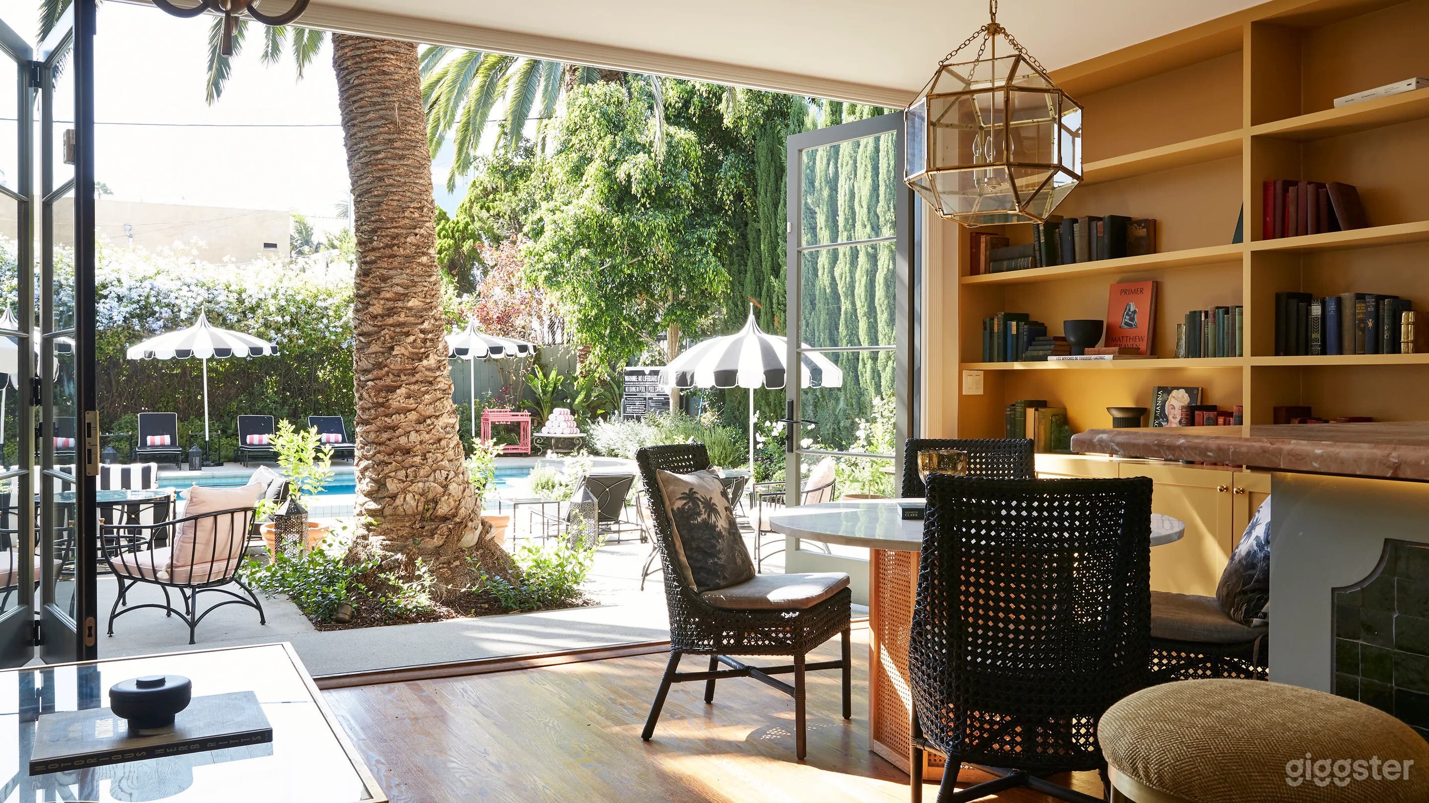 Hollywood Star Experience: Private Pool & Lounge Photo 4